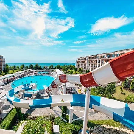 Premier Apartment